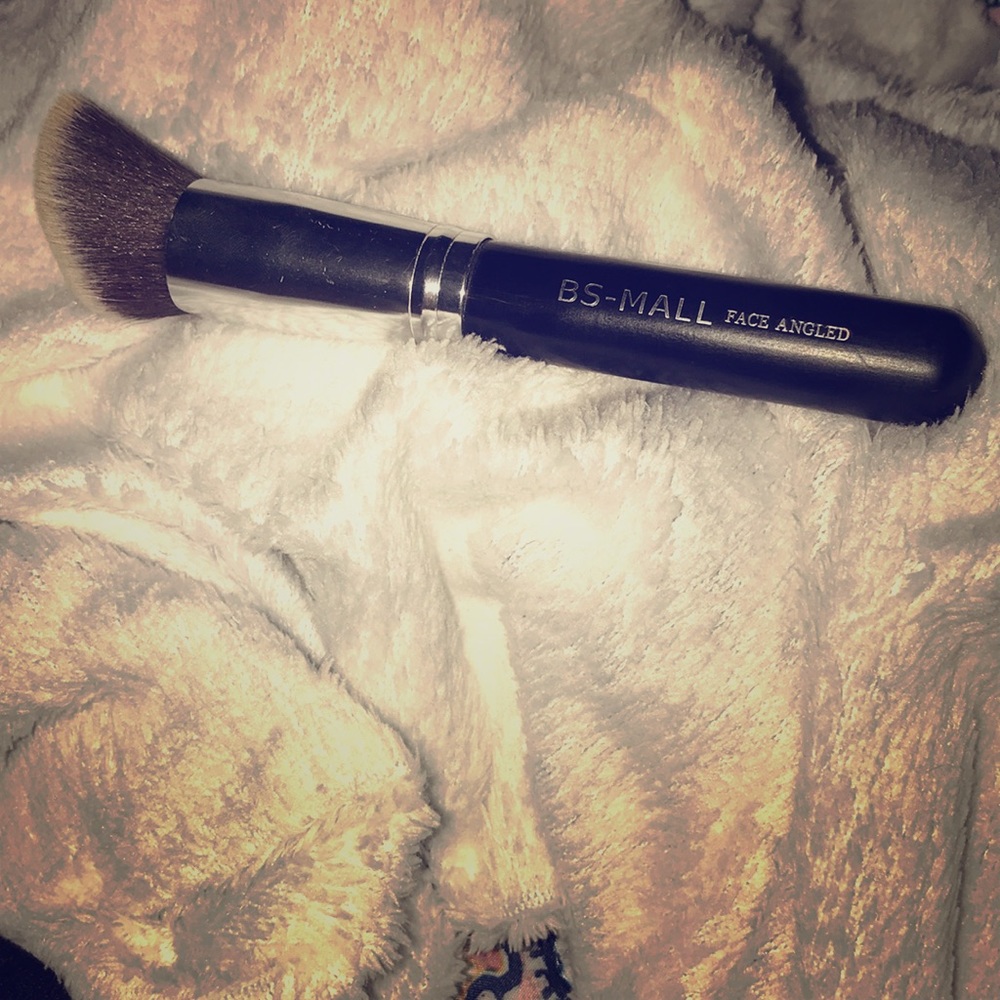 BS-Mall Angled Face Brush/Foundation Brush